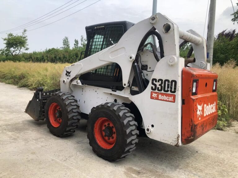 Bobcat S300