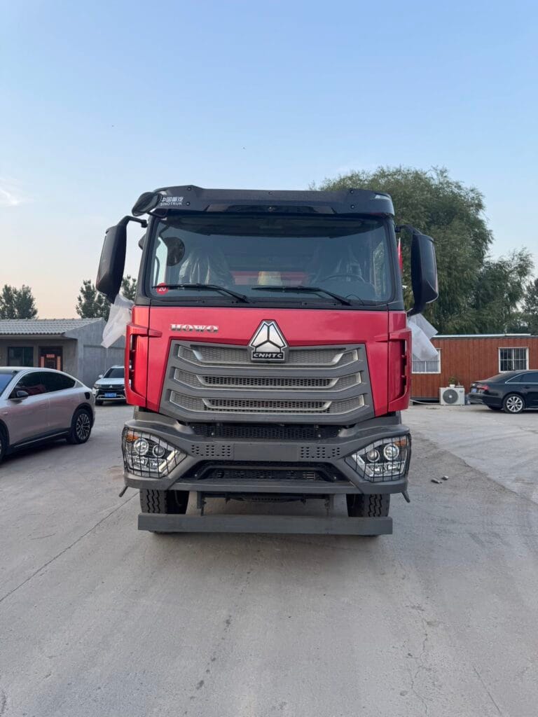 HOWO NX 8X4 Dump Truck