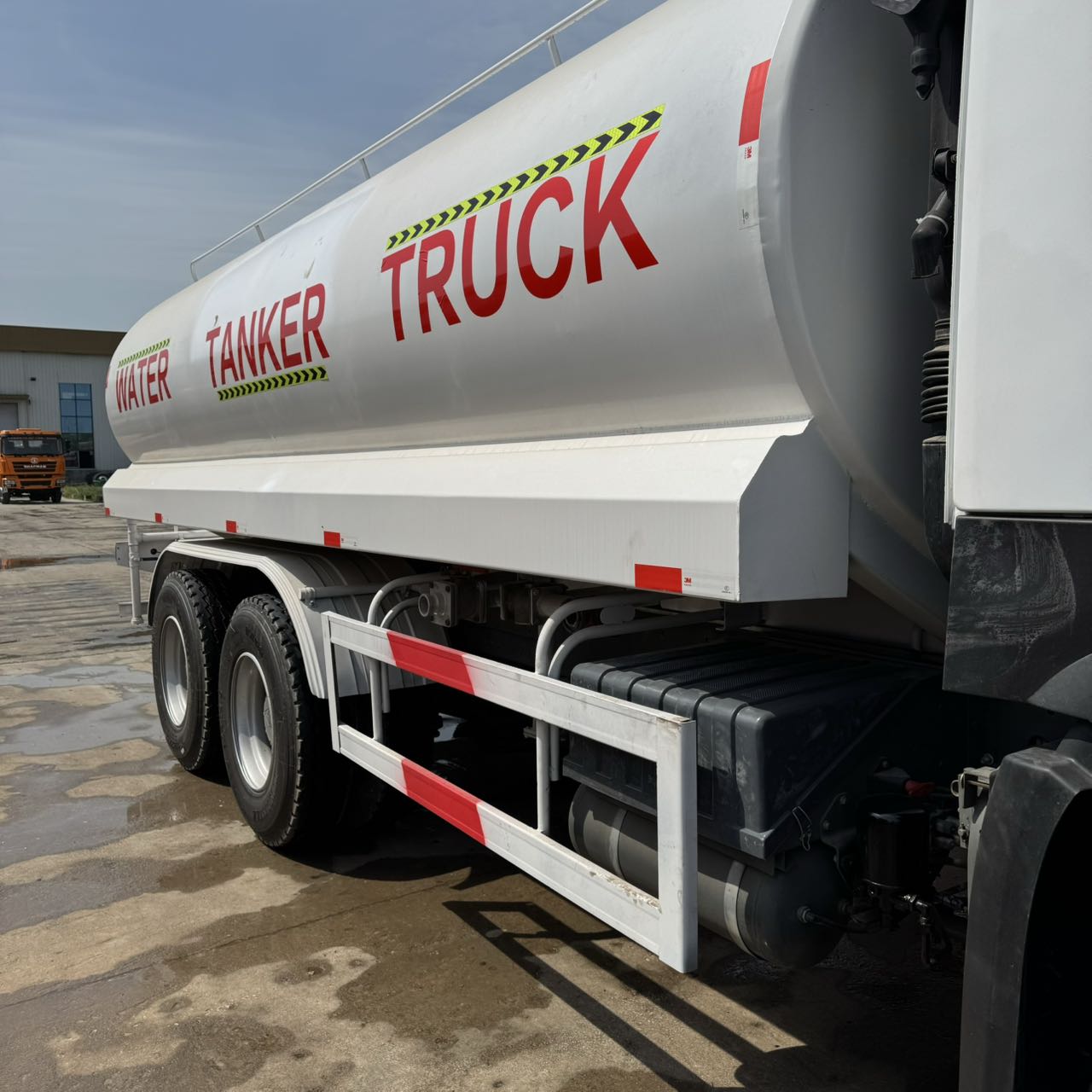 
								HOWO 6X4 Water Truck full									