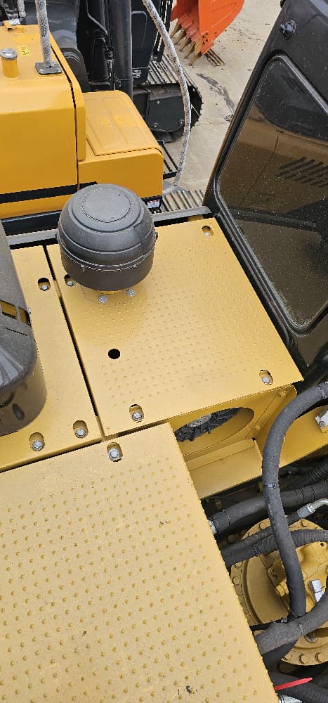 
								CAT Excavator 336D2L full									