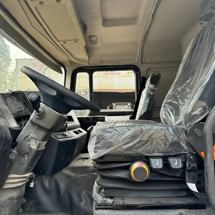 
								Shacman Water truck full									