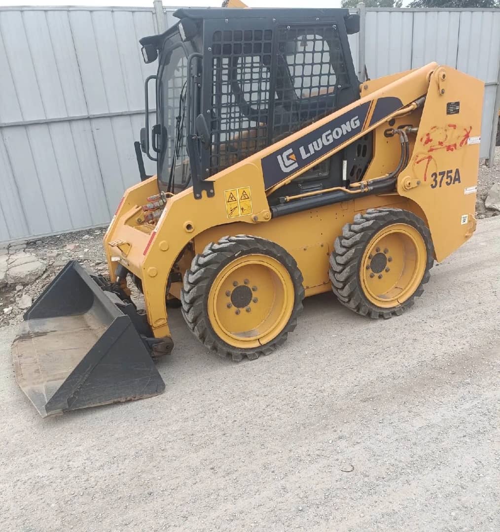 
								Liugong Skid steer full									