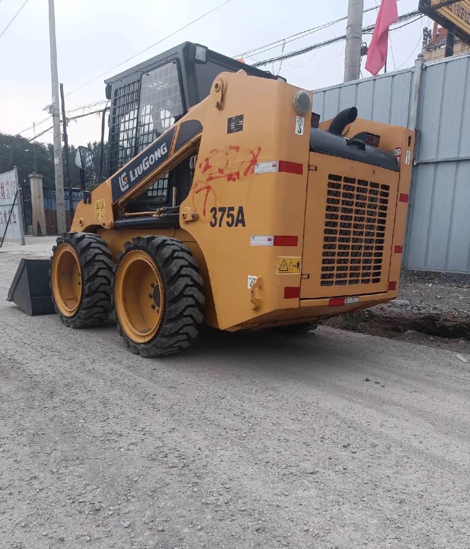 
								Liugong Skid steer full									