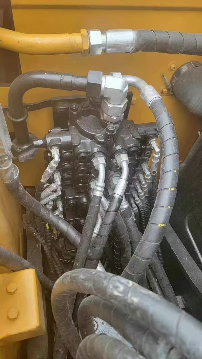 
								Sany 75 Excavator full									