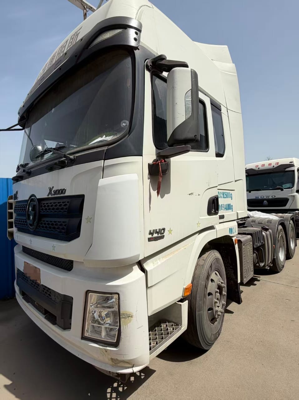 
								Shacman X3000 truck head full									