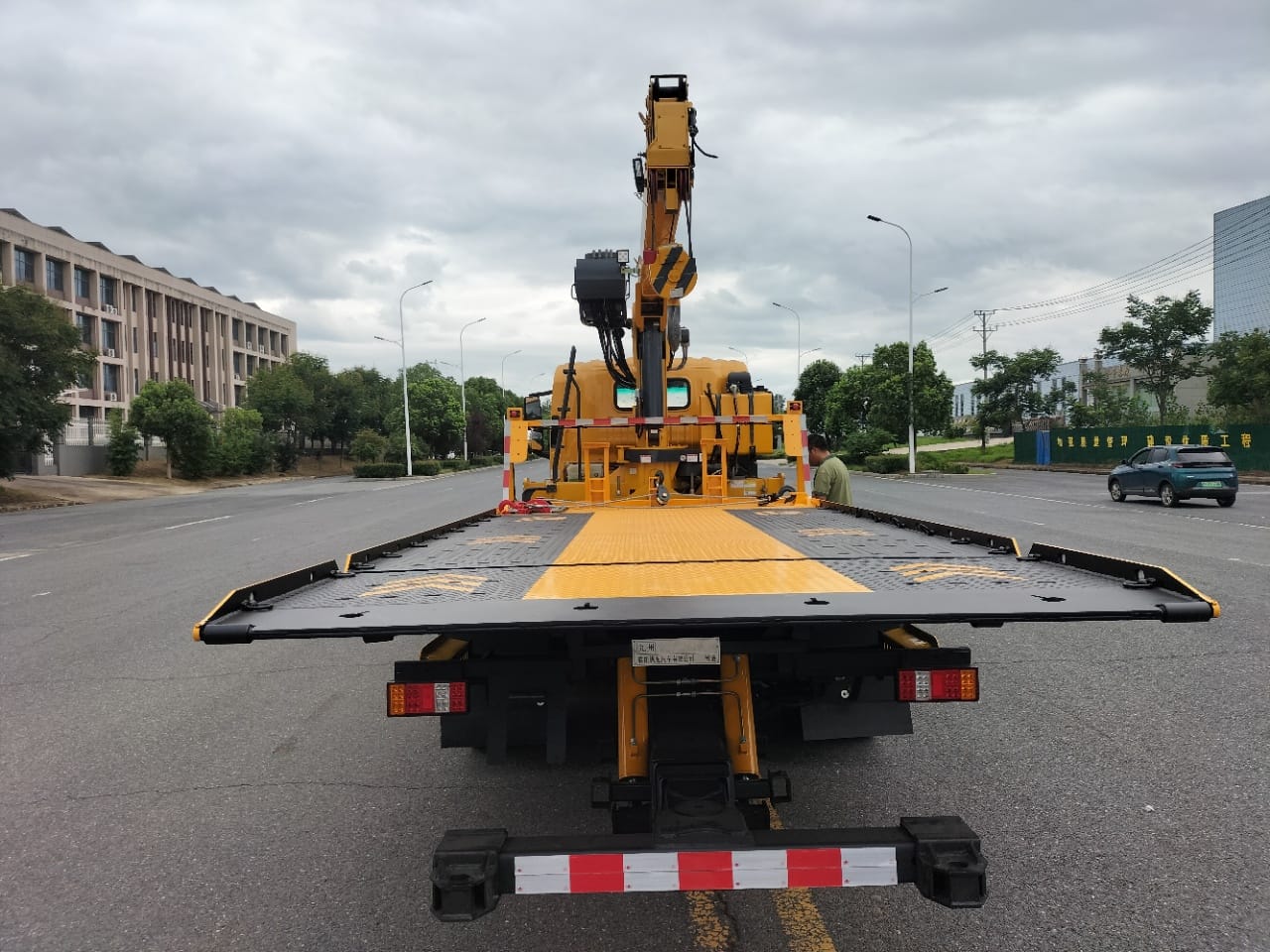 
								Three-ring Maker Clearing and Lifting Equipment full									