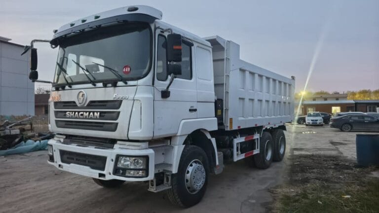 Shacman F3000 dump truck