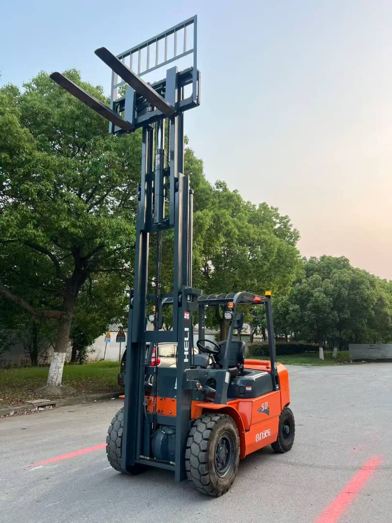 
								Heli forklift full									