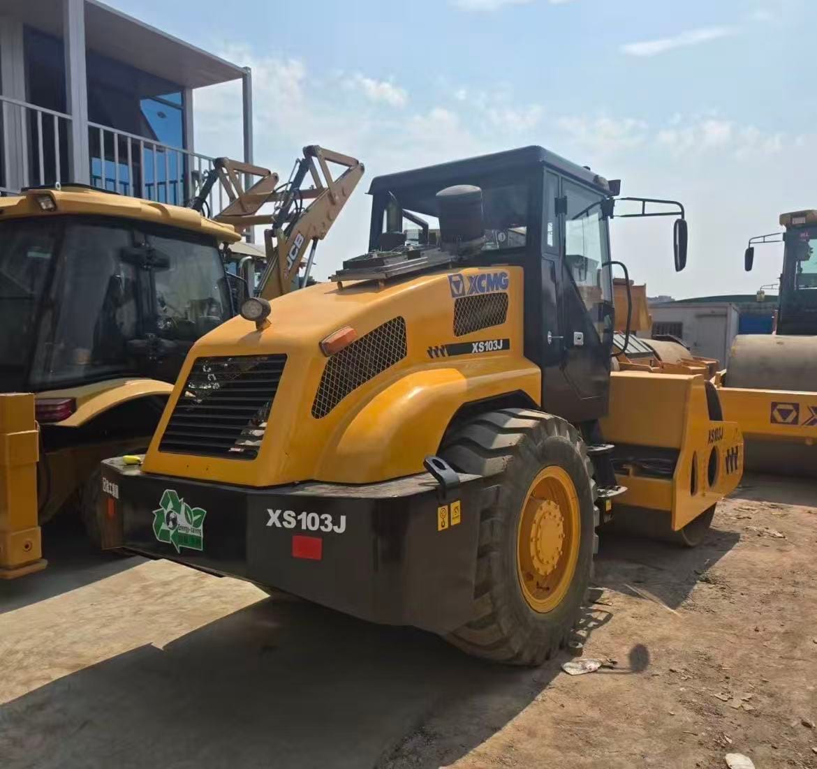 
								Xcmg road roller full									